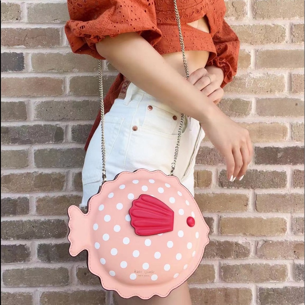 Kate Spade Novelty Bag Puffer Fish Leather Crossbody Guava Juice Pink White Dots - Picture 1 of 4